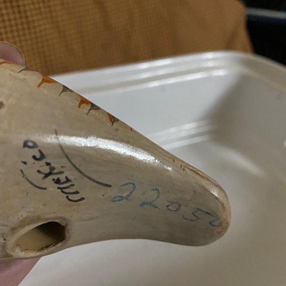 Vintage Mexican Tonala Hand painted Pottery Toucan Signed Numbers. - Picture 7 of 10